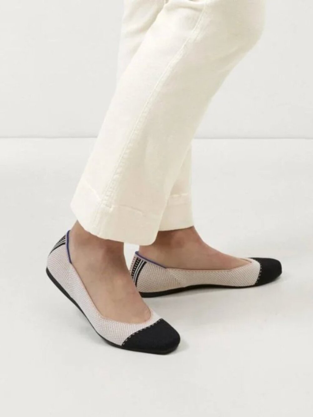 ROTHY’S Flat Shoes Women’s The Square Tuxedo Cream Black Knit size 7.5